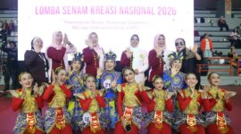 Tim senam kreasi Provinsi Banten yang diwakili Perwosi Kota Tangerang dan Kabupaten Tangerang berfoto bersama usai tampil di Lomba Senam Kreasi Nasional 2026 yang mengusung tema 