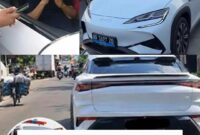 Ambulans SABER yang membawa pasien lansia dari Blimbing, Sukoharjo, ke RSUD dr Moewardi sempat terhalang mobil BYD putih di Jalan Yos Sudarso, Solo. Pasien, Suparjo Rahmad, meninggal dunia pada Rabu (23/9/2026) pagi setelah dirawat di rumah sakit.