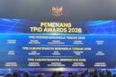 Jihan Nurlela menerima penghargaan Peringkat I Tim Pengendalian Inflasi Daerah (TPID)