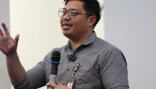 Foto dosen FEB UMY, Dimas Bagus Wiranatakusuma, M.Ec., Ph.D  