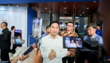 Wakil Gubernur Banten Achmad Dimyati Natakusumah saat diwawancarai awak media di sela acara Indo Halal International Industry Expo (IHIEX) 2026 di ICE BSD