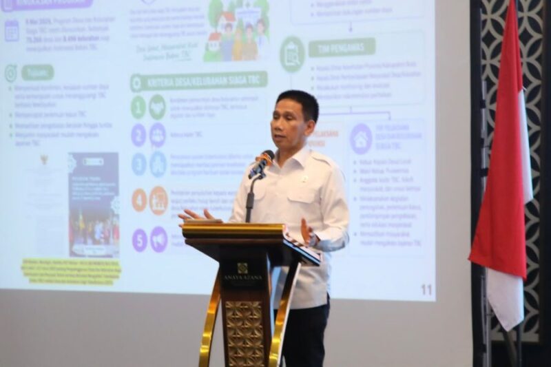 Wakil Menteri Dalam Negeri Akhmad Wiyagus menyampaikan arahan dalam Pertemuan Monitoring dan Evaluasi Active Case Finding (ACF) Tuberkulosis Provinsi Jawa Tengah yang berlangsung 28–30 September 2026 di Hotel Anaya Azana, Karanganyar.