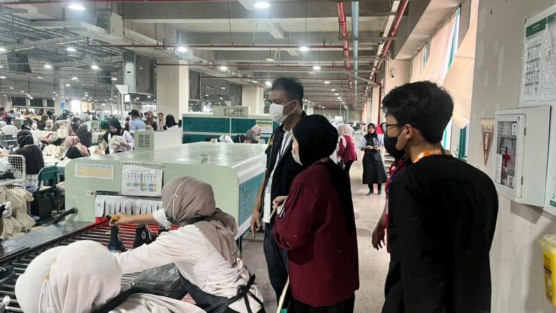 Tim Pengawas Ketenagakerjaan dari Ditjen Binwasnaker dan K3 Kemnaker saat melakukan pemeriksaan lapangan terhadap penerapan Norma Ketenagakerjaan dan Keselamatan dan Kesehatan Kerja