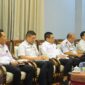 Jajaran pejabat Pemprov Sumsel dan PT KAI Logistik menyimak paparan dalam pertemuan di Griya Agung Palembang.