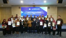Foto bersama DPN Peradi Profesional bersama para Dekan Fakultas Hukum PTMA